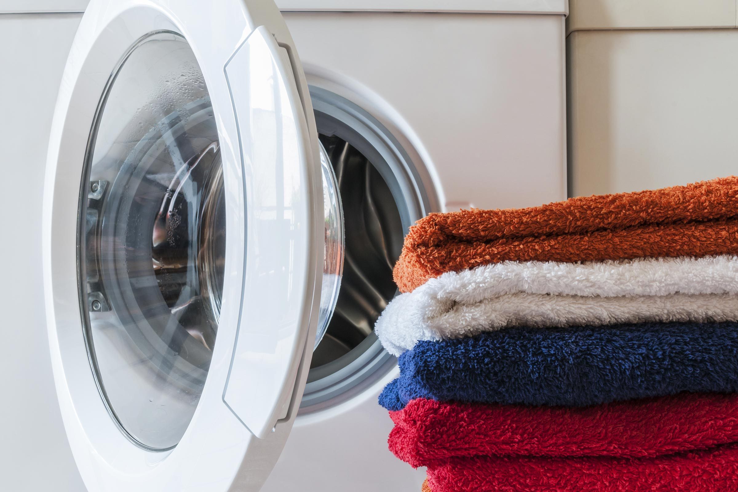 8 Genius Ways to Use Dryer Lint in Your Backyard and Garden