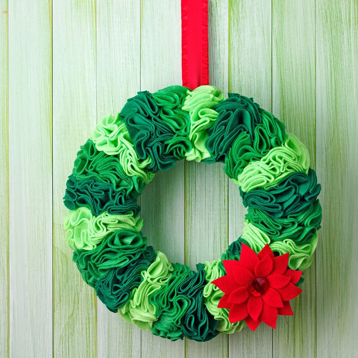 Felt circle wreath