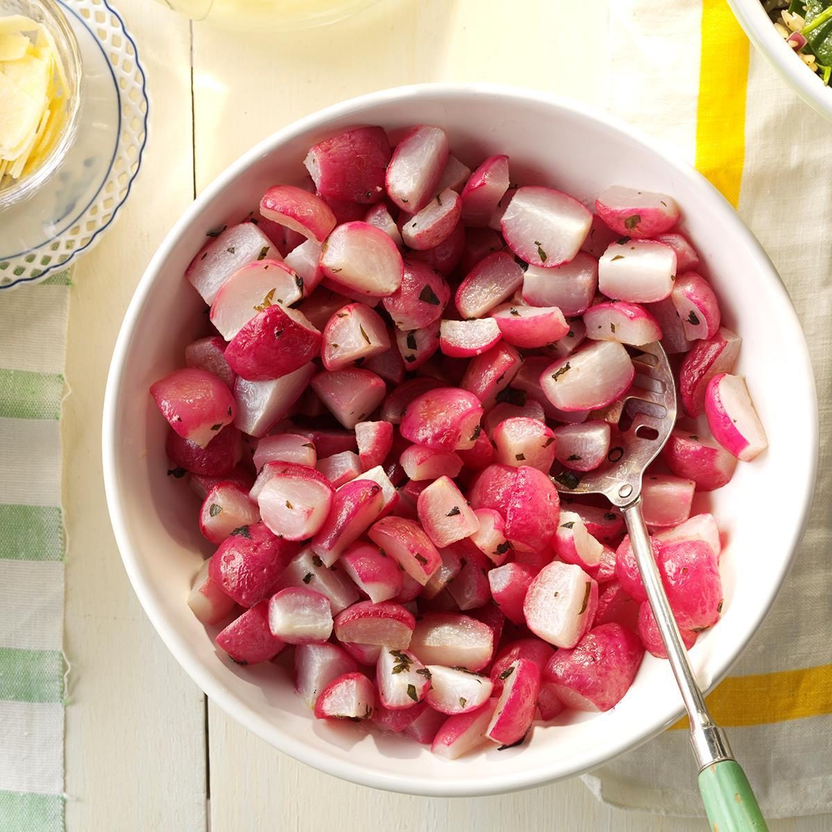 Roasted Radishes Exps Cwam17 41146 C12 14 3b Basedon 2