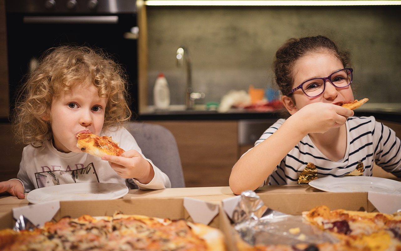 How to Safely Enjoy Takeout During Coronavirus