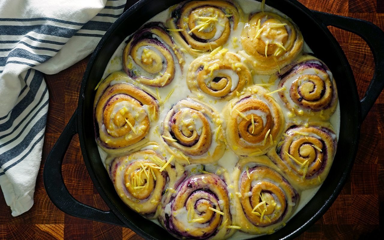 Blueberry Sweet Rolls Magnolia 062520 Toh 12