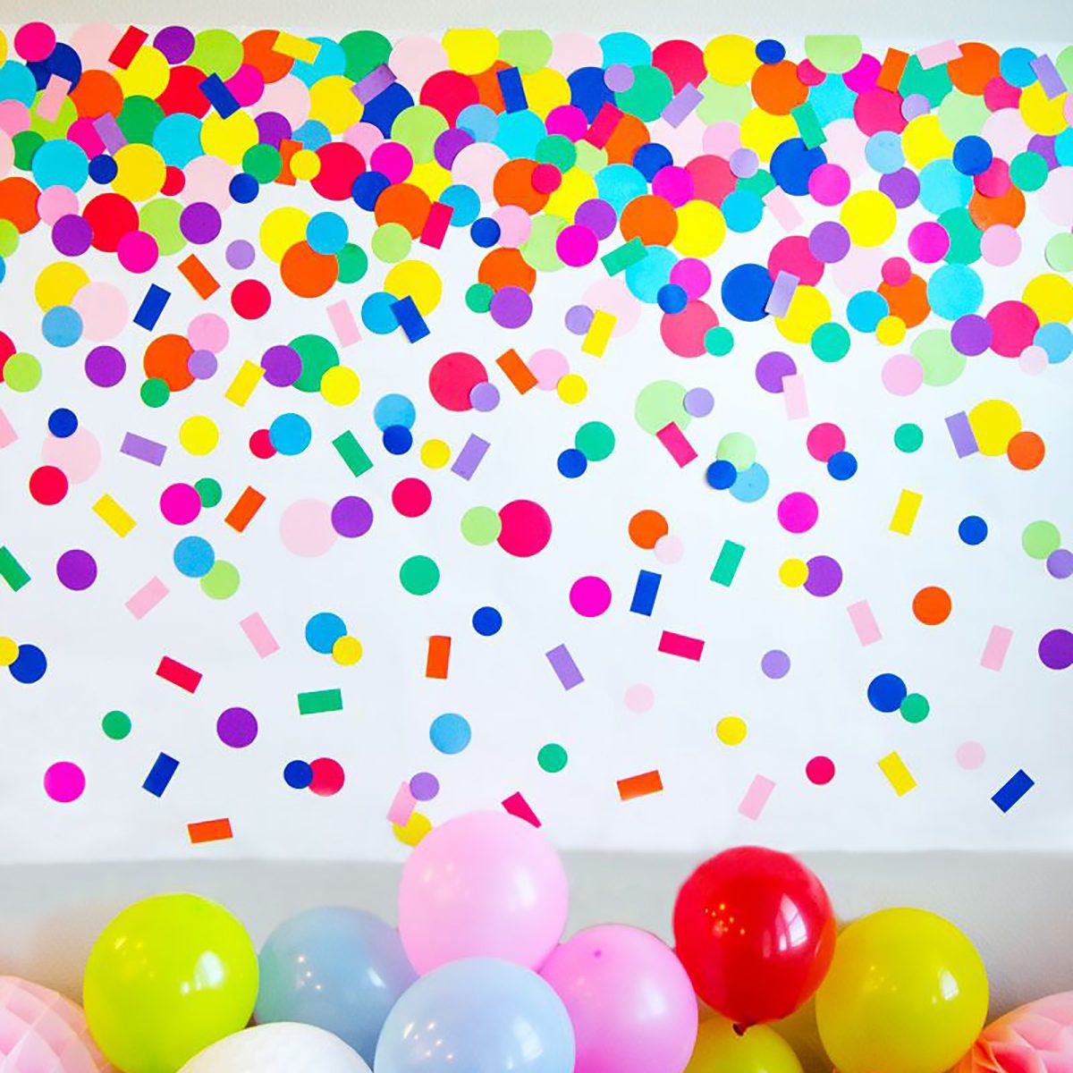 DIY Homemade Confetti Backdrop
