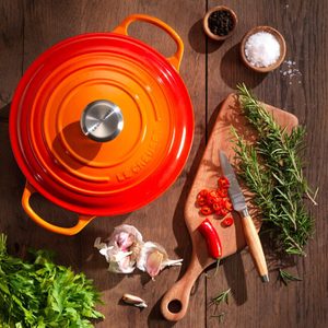 Round Dutch Oven kitchen wedding gifts