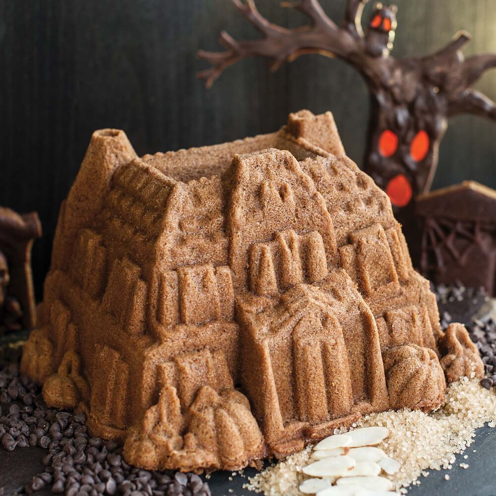 Nordic Ware Haunted Manor Bundt Pan