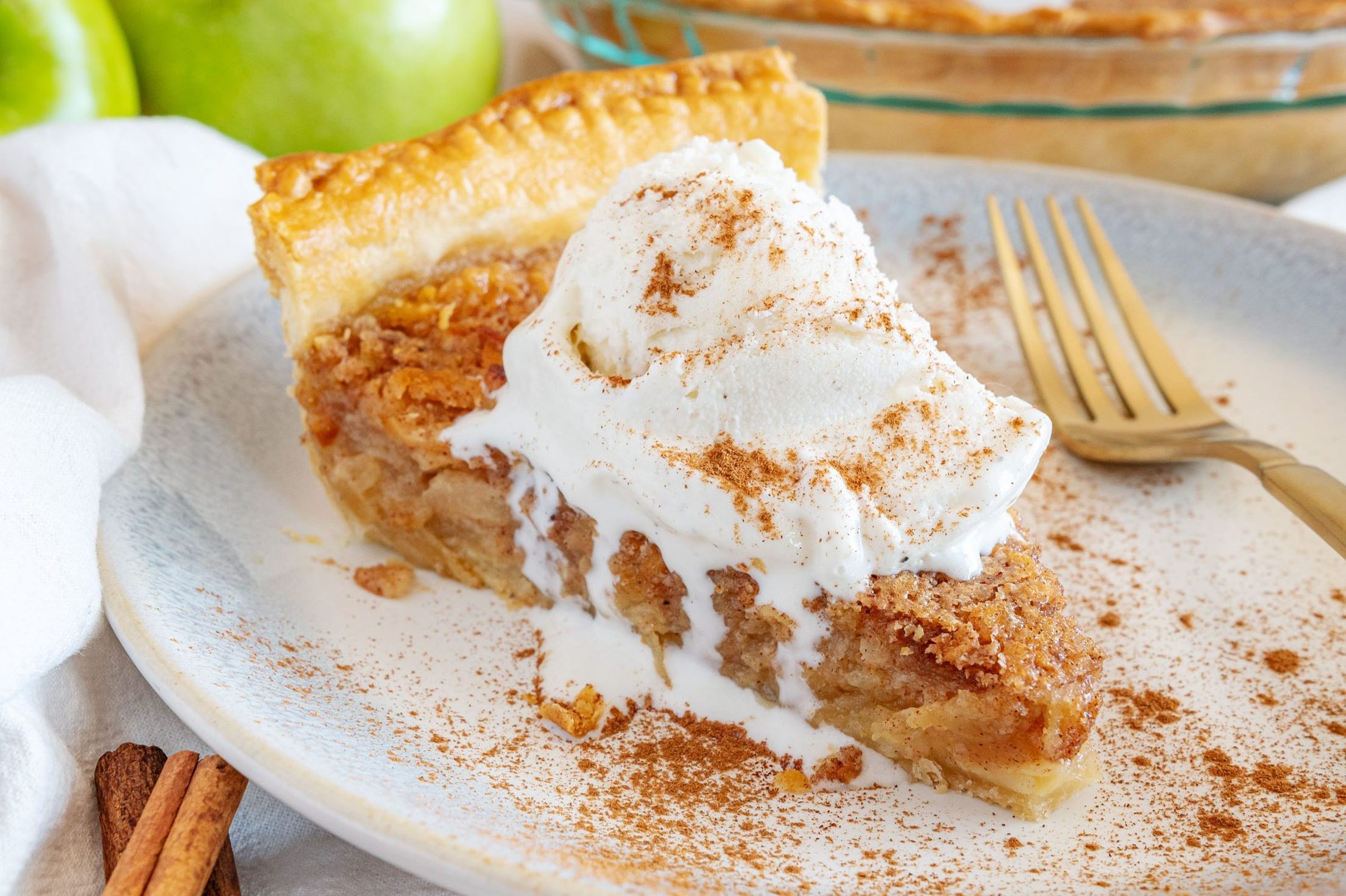 We Made Reddit’s Famous Apple Pie Recipe, and Now We See Why People Love It