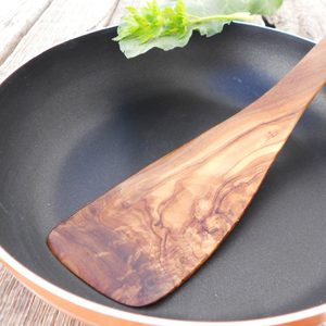 Olive Wood Spatula Via Zitounawood Etsy Ecomm