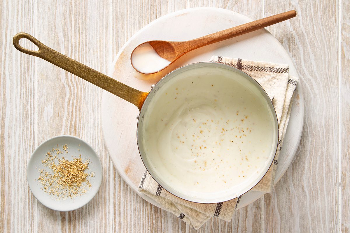 How to Make White Gravy