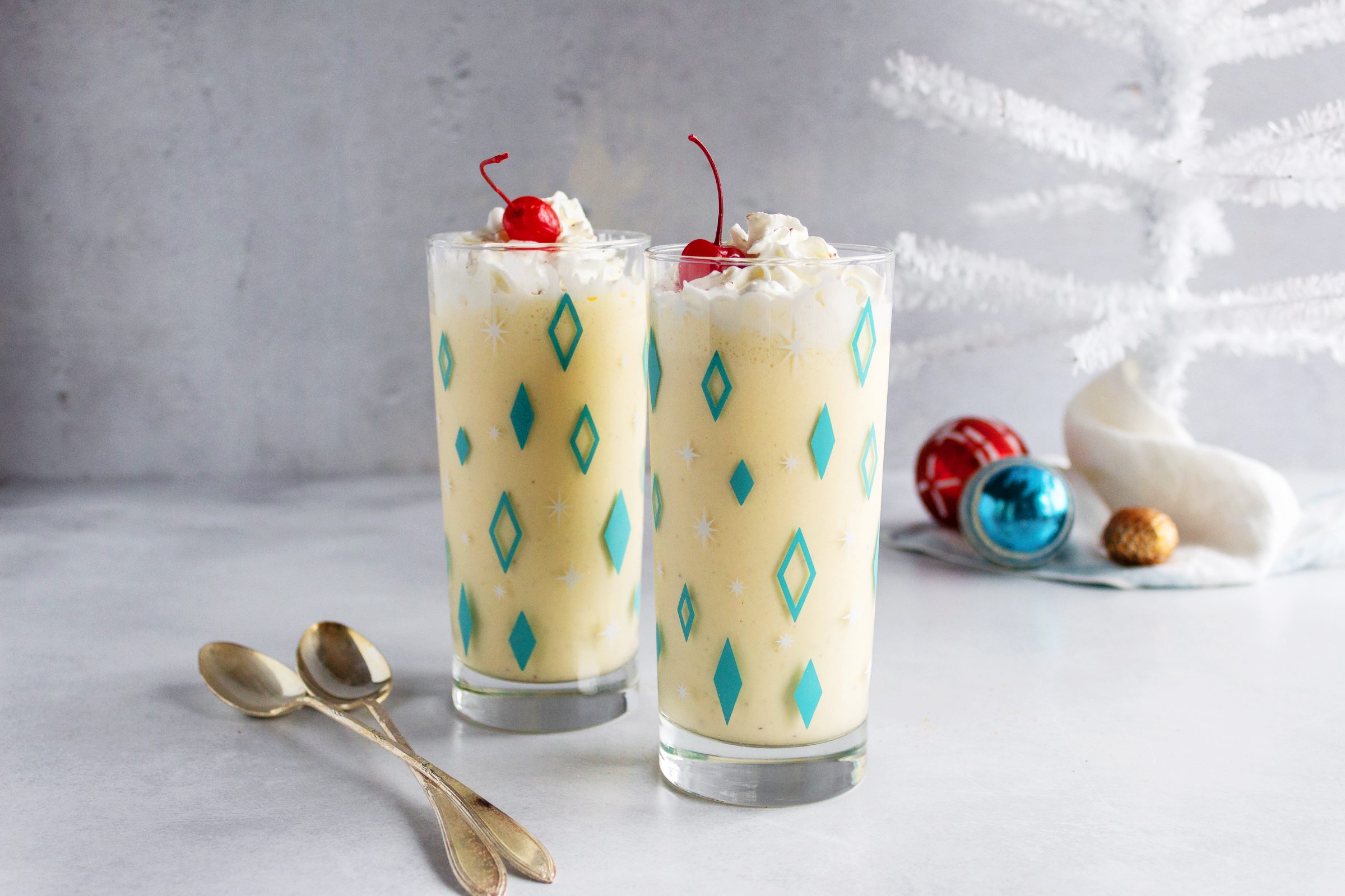 Mcdonalds Copycat Eggnog Milkshakes