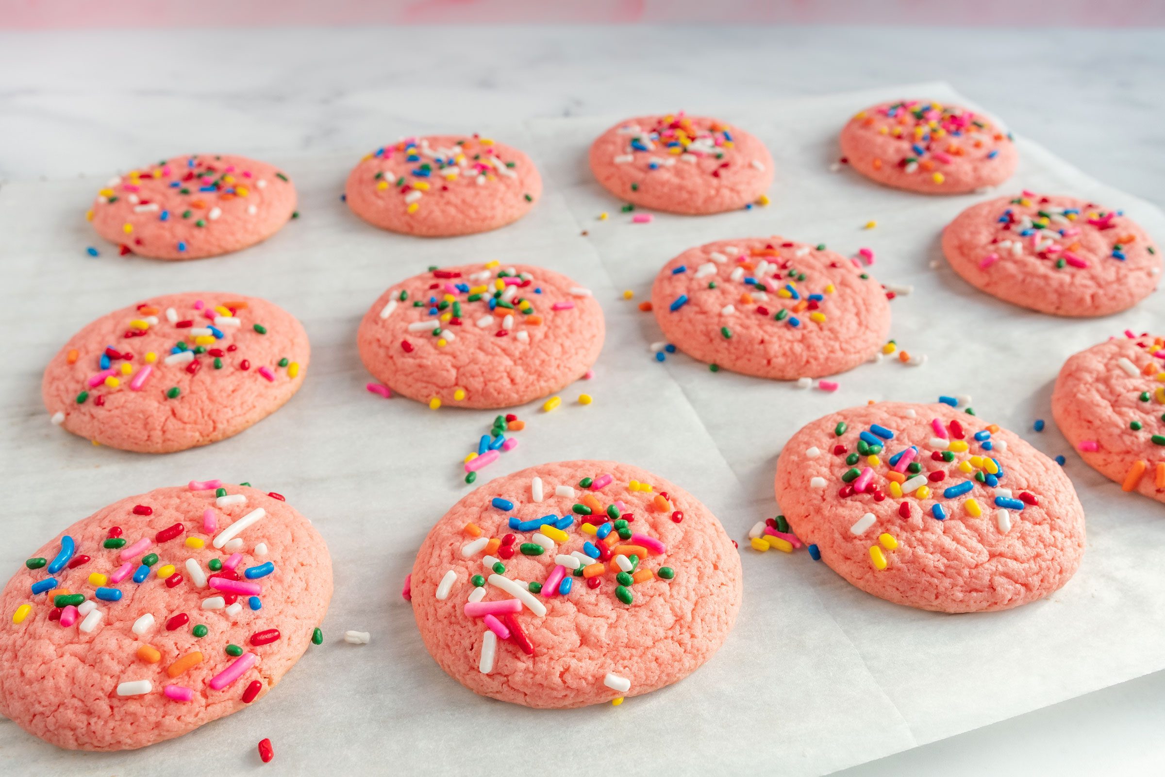 How to Make Strawberry Cake Mix Cookies