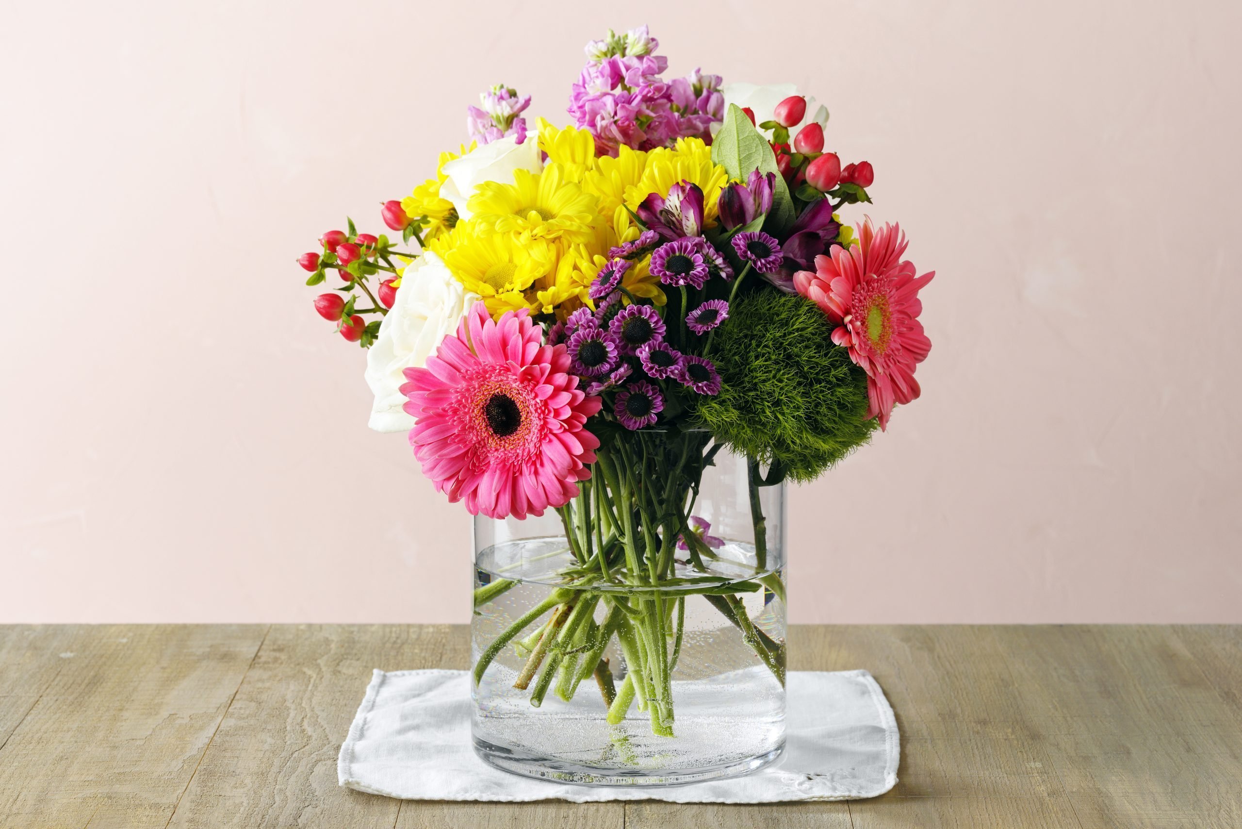 This Viral Tape Trick Will Make Your Flower Arrangements Look Professional