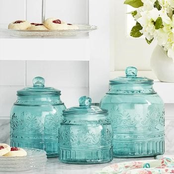 16 Pretty Products From The Pioneer Woman That Double As Easter Décor