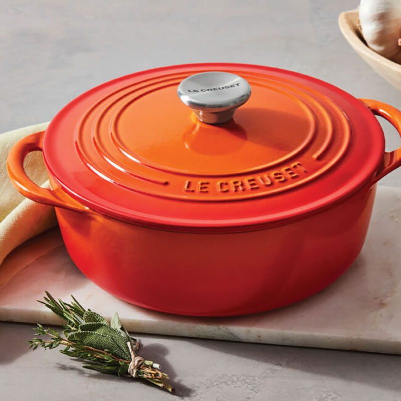 Shallow Round Oven Ecomm Via Lecreuset