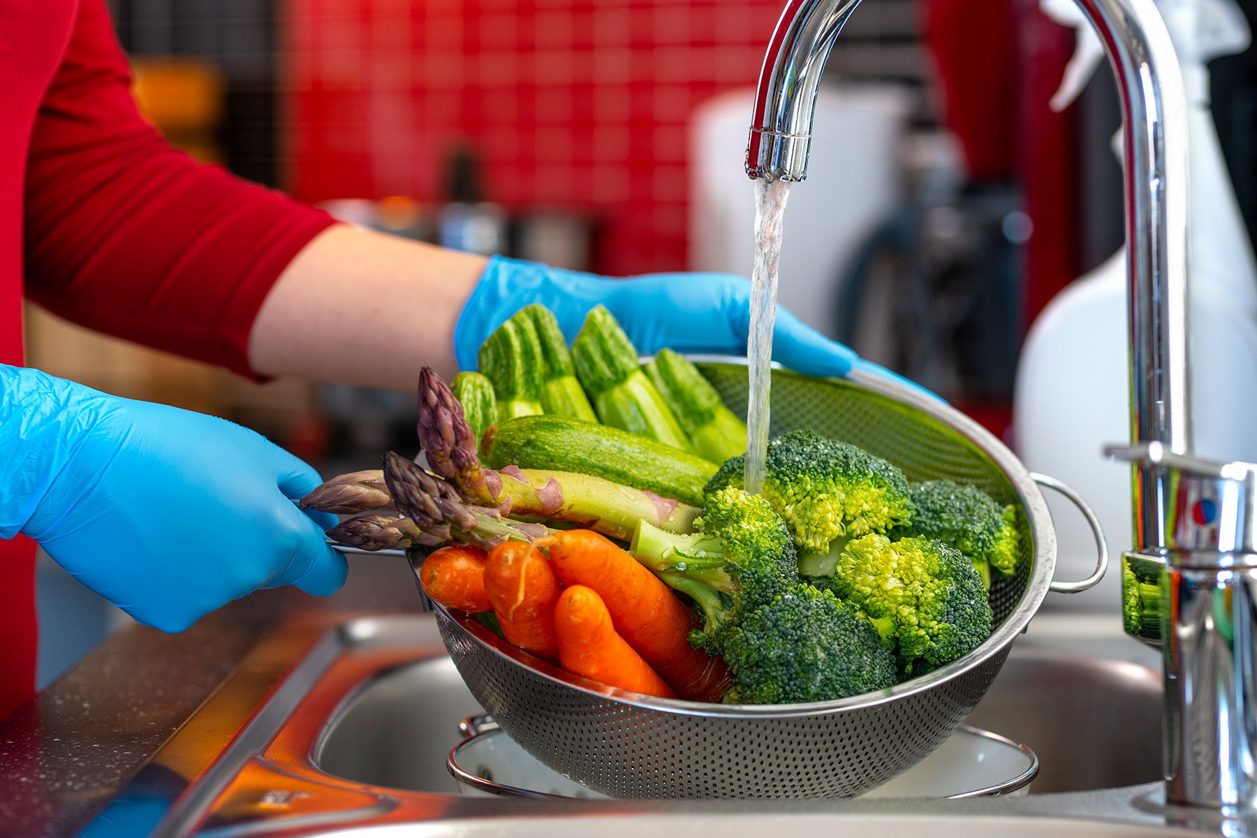 The Secret Ingredient for Keeping Your Veggies Vibrantly Colorful