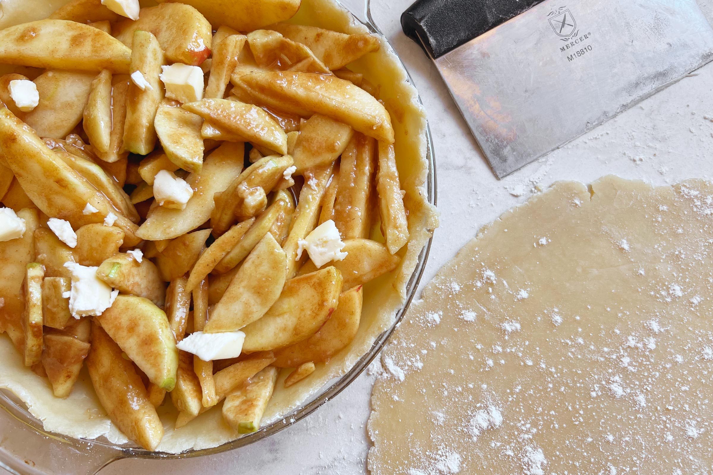 apple pie filling in crust