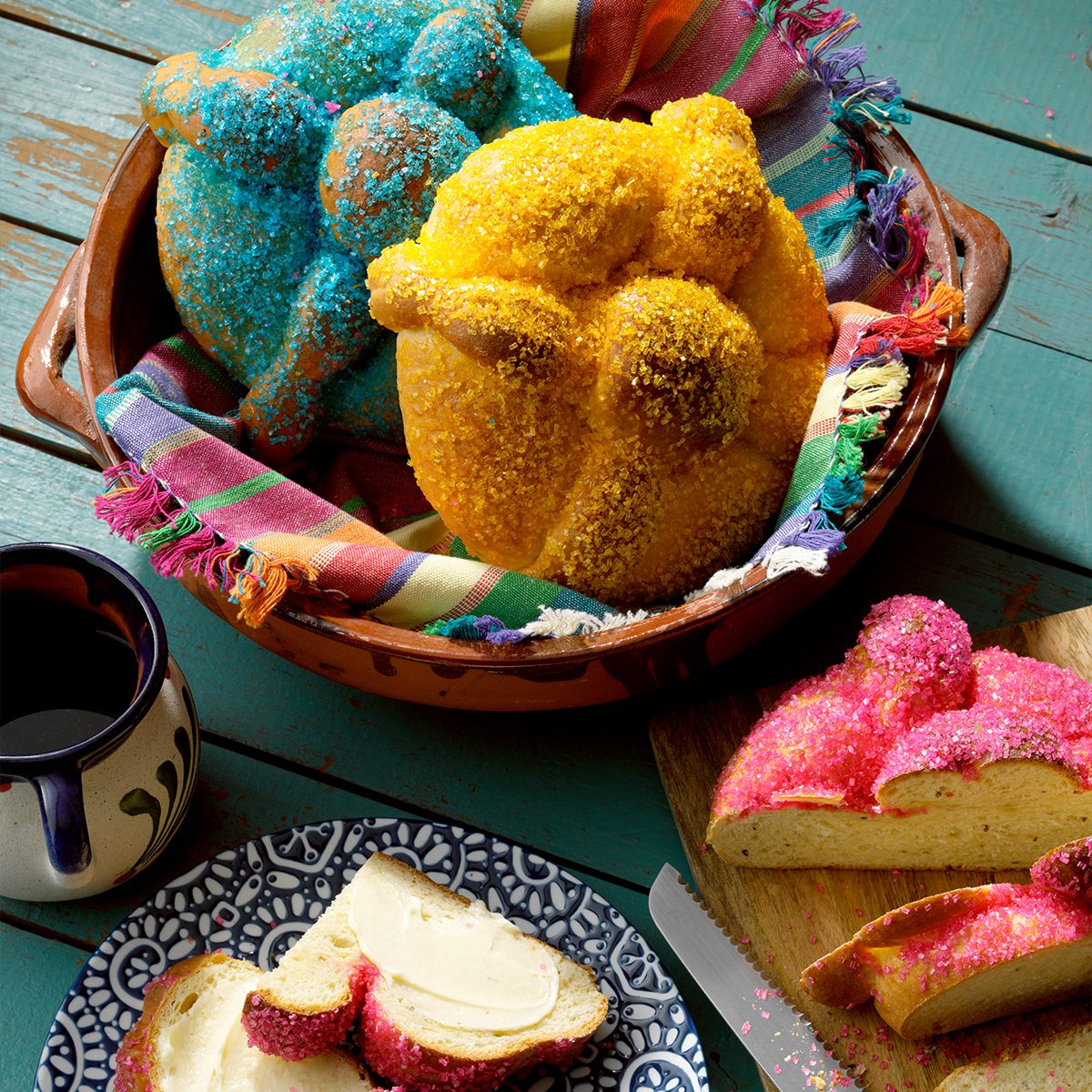 How To Build A Thoughtful Dia De Los Muertos Ofrenda Pan De Muerto