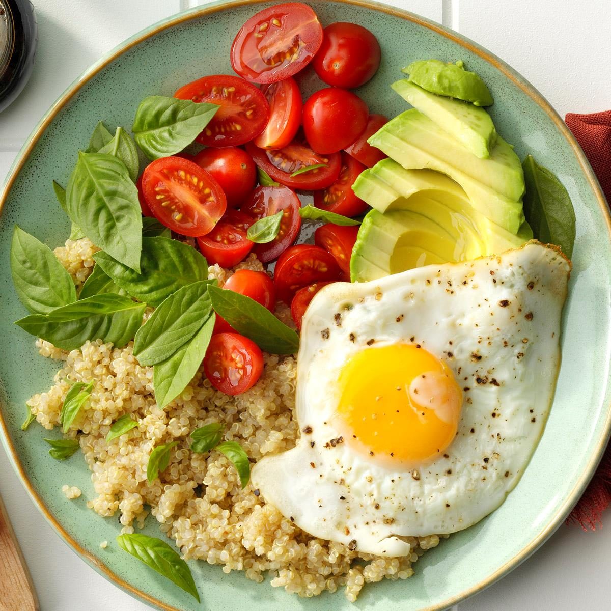 Quinoa Breakfast Bowl