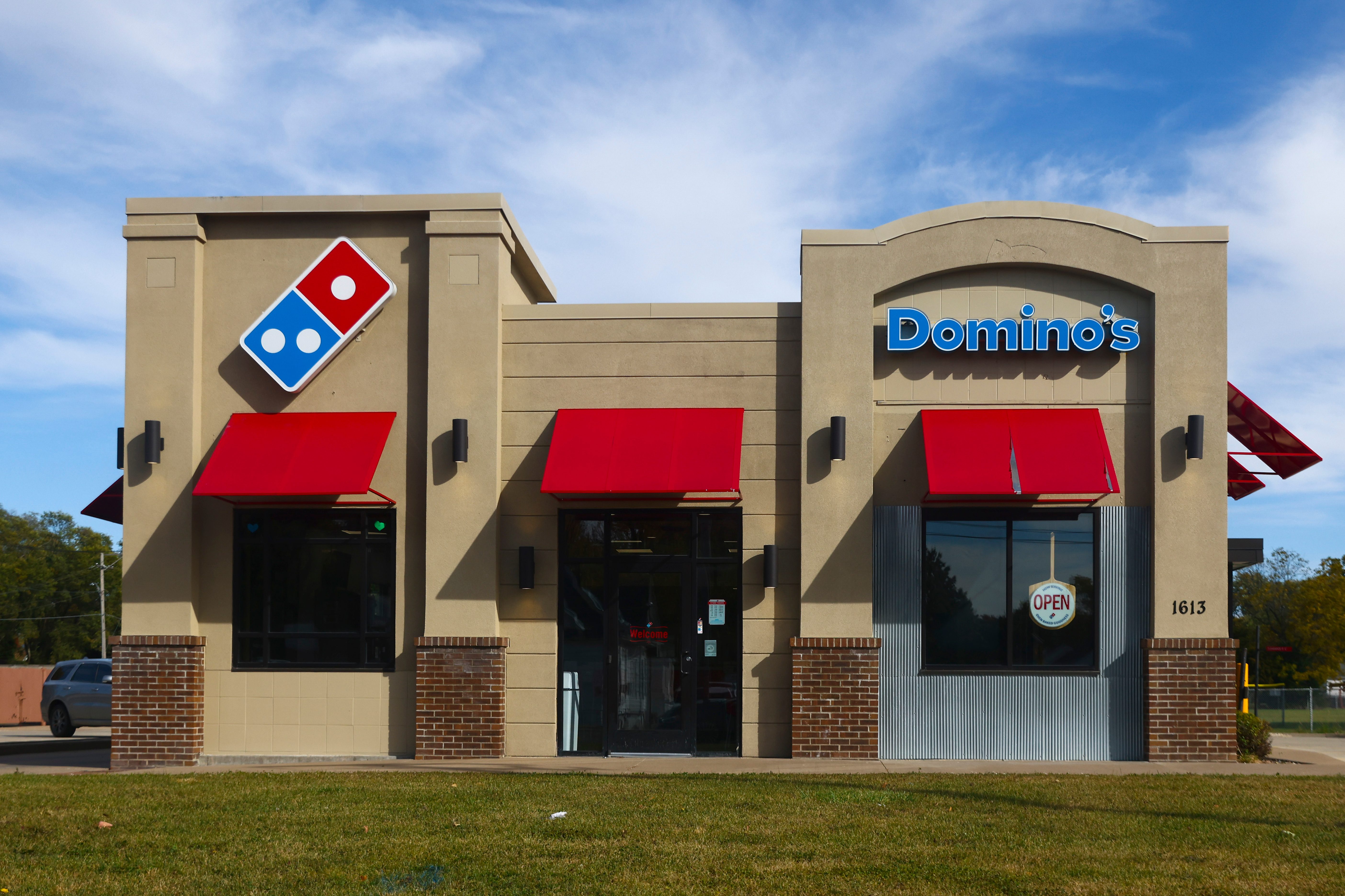 Domino's Restaurant