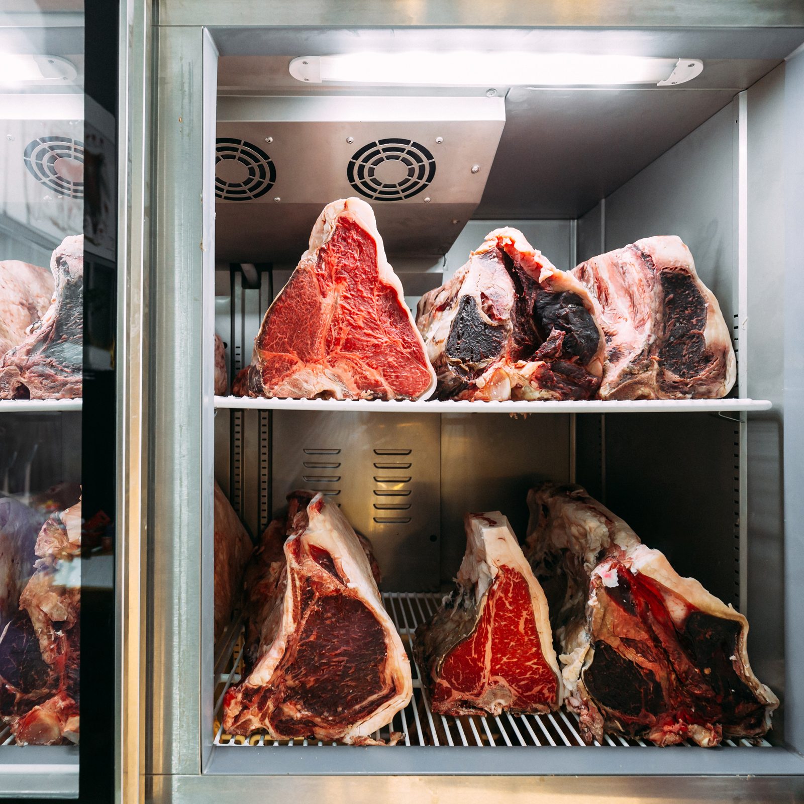 steak dry aging