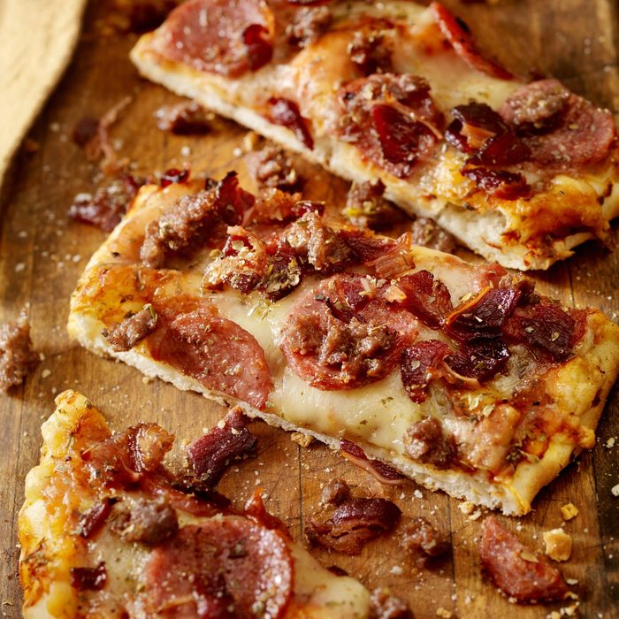 quad city style pizza with sausage and pepperoni