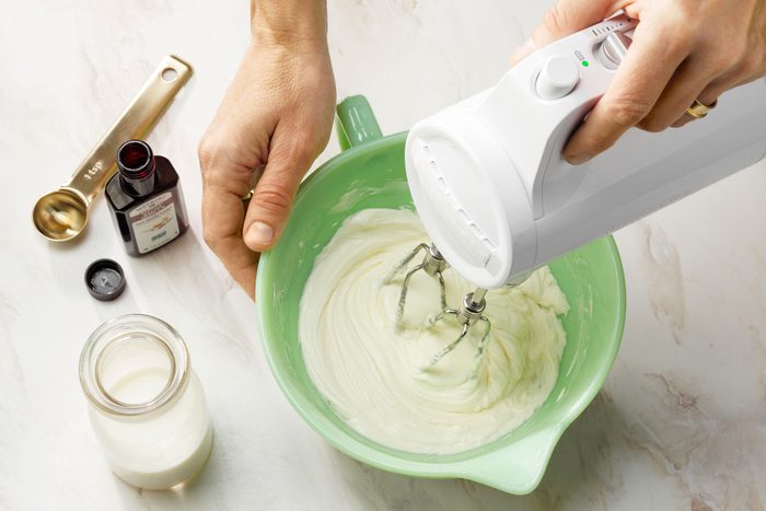 Create the cream cheese layer