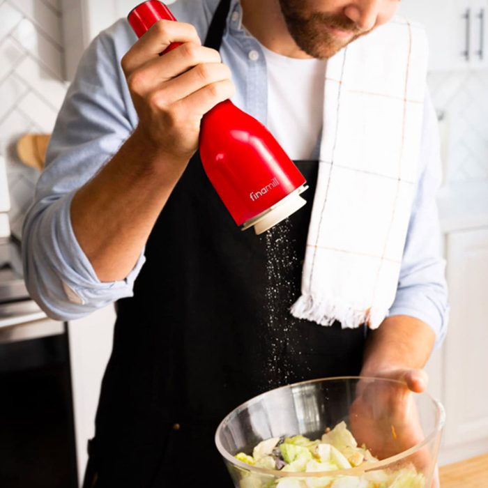 Finamill S Award Winning Battery Operated Salt And Pepper Grinder Set