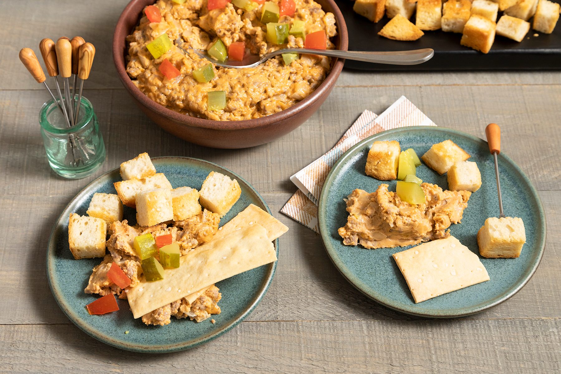 Slow Cooker Cheeseburger Dip Ft24 225161 St 0118 9 Ssedit