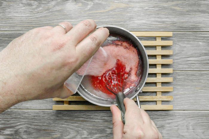 Adding gelatin to the mixture