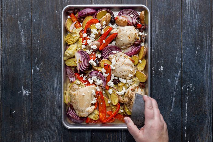 Sprinkle pepper on the mix