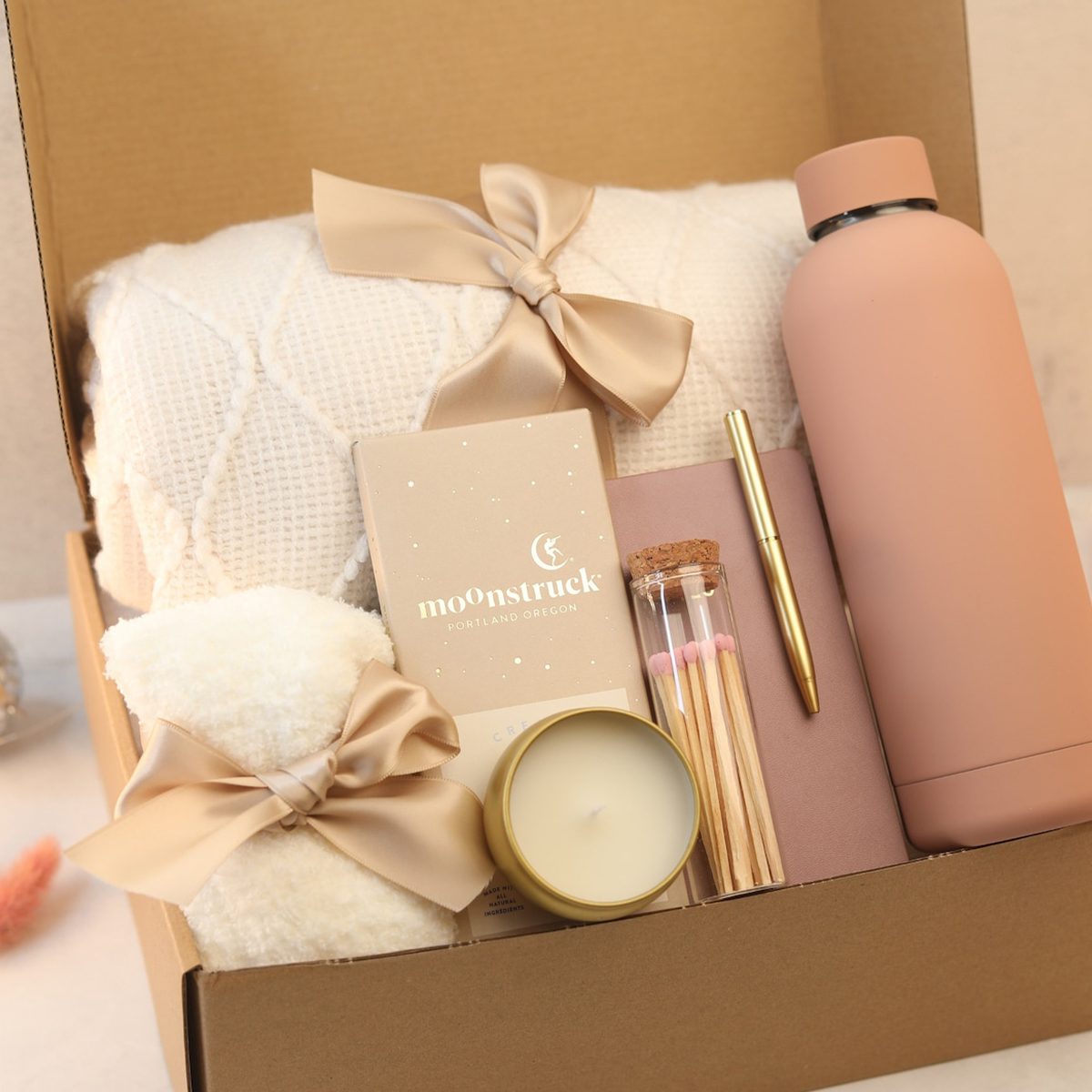 Cozy Gift Basket Ecomm Via Bellavibesandco