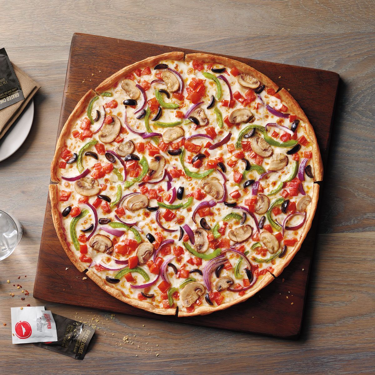 Pizza Hut Veggie Lover's Thin 'n Crispy Pizza Via Blog.pizzahut.com