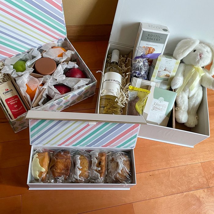 Toha24 Ultimate Easter Wine And Chocolate Tower Katie Bandursk 02 Ssedit