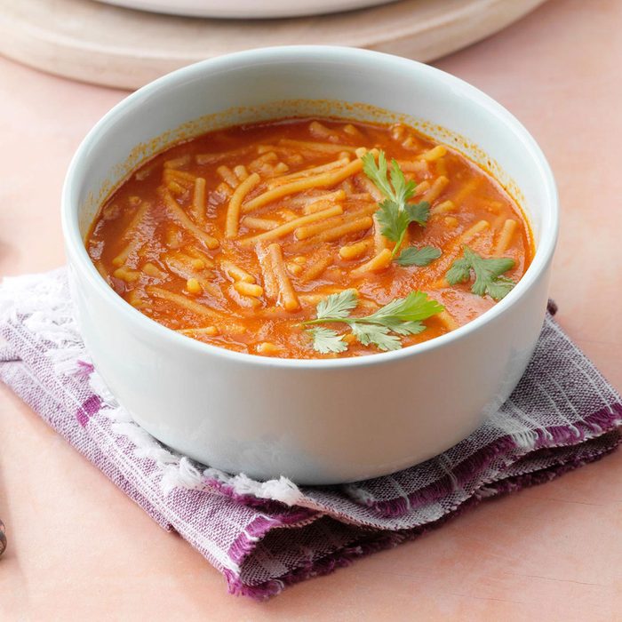 sopa de fideo
