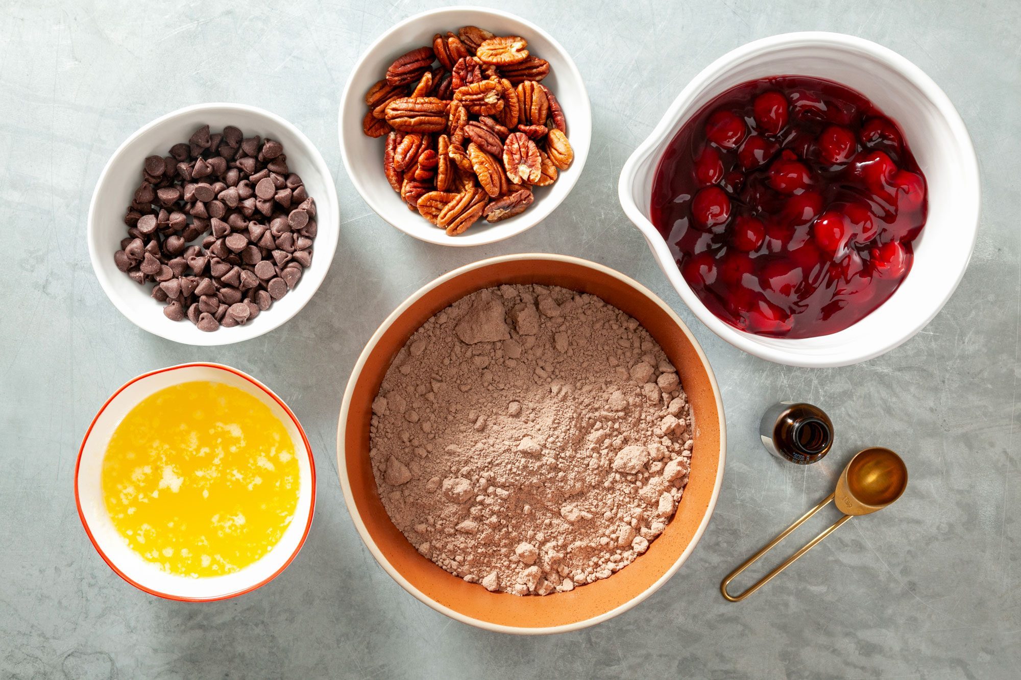 Chocolate Cherry Dump Cake Ingredients