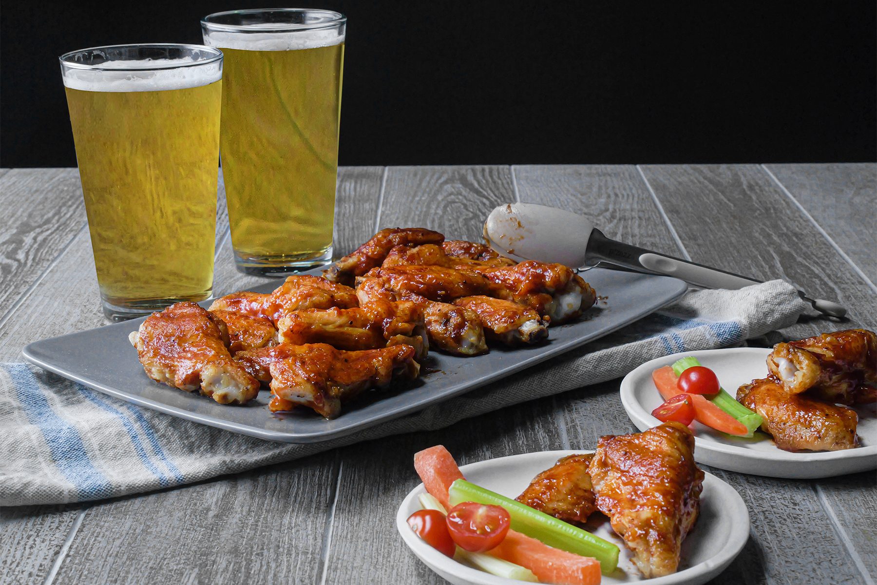 Crispy Barbecue Chicken Wings Tohvp24 275759 Jh 02 06 Barbecuechickenwings 2