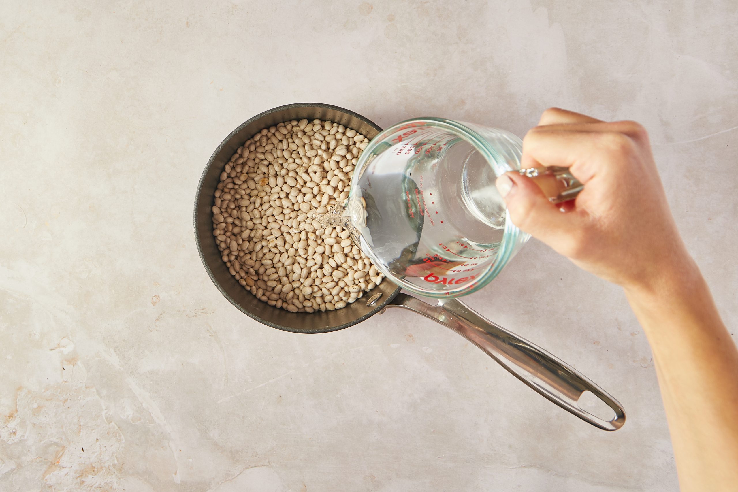 Presoak the beans to make vegan baked beans.