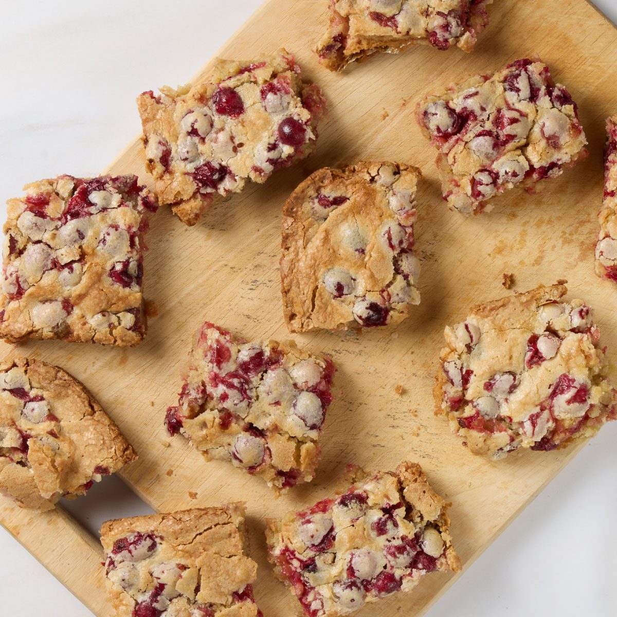 2849 Cranberry Christmas Cake