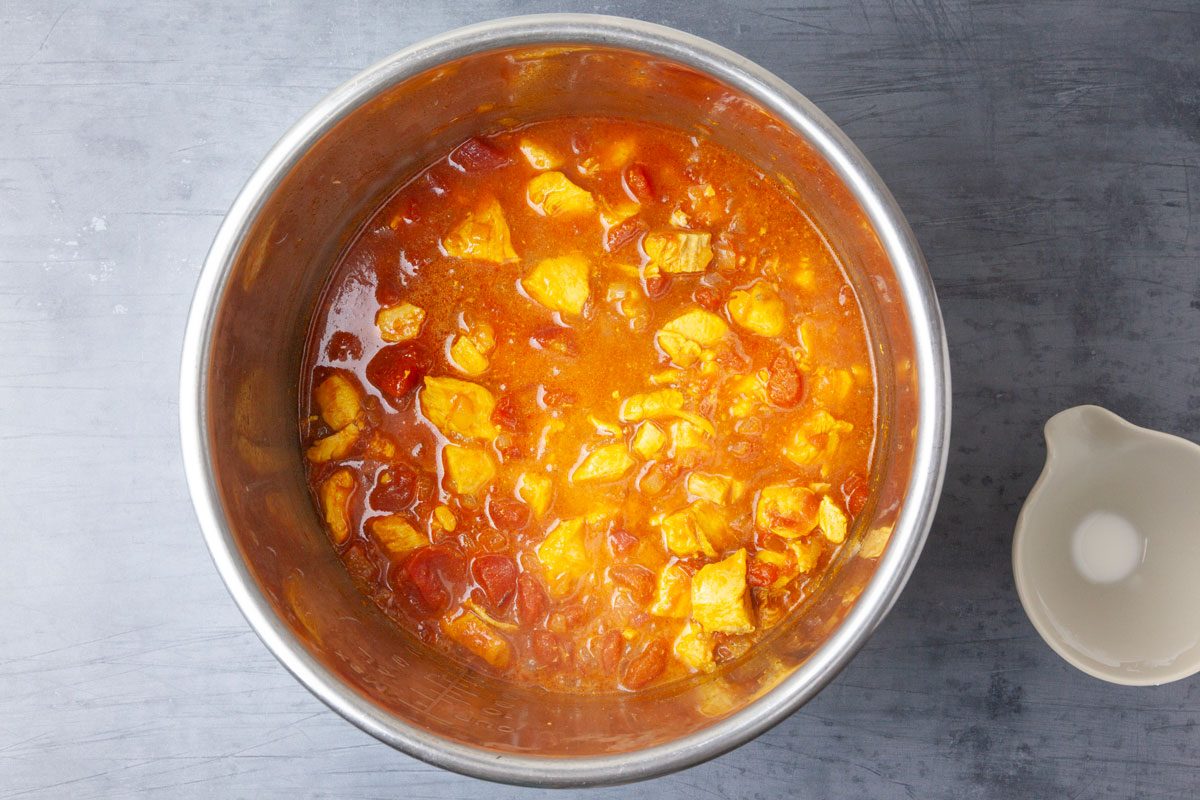 Instant Pot Chicken Curry Tohd24 72936 Sarahtramonte 3