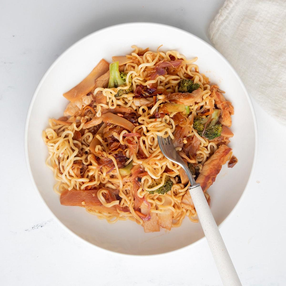 Pork Ramen Noodles Exps Tohd24 152485 Kaylawidmer 7