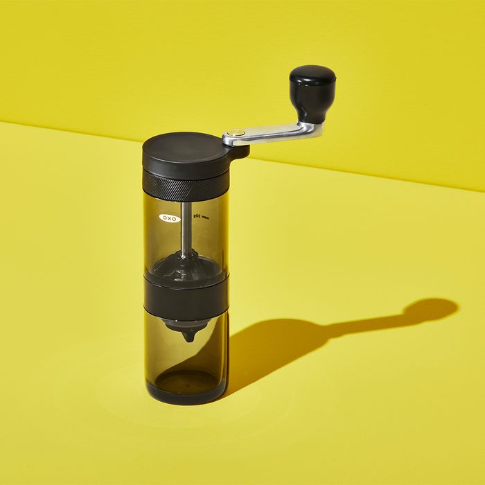 We Tried 5 Of The Best Manual Coffee Grinders Toh Ptt 072924 Ef Oxo