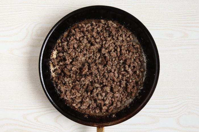 Cooking beef and aromatics