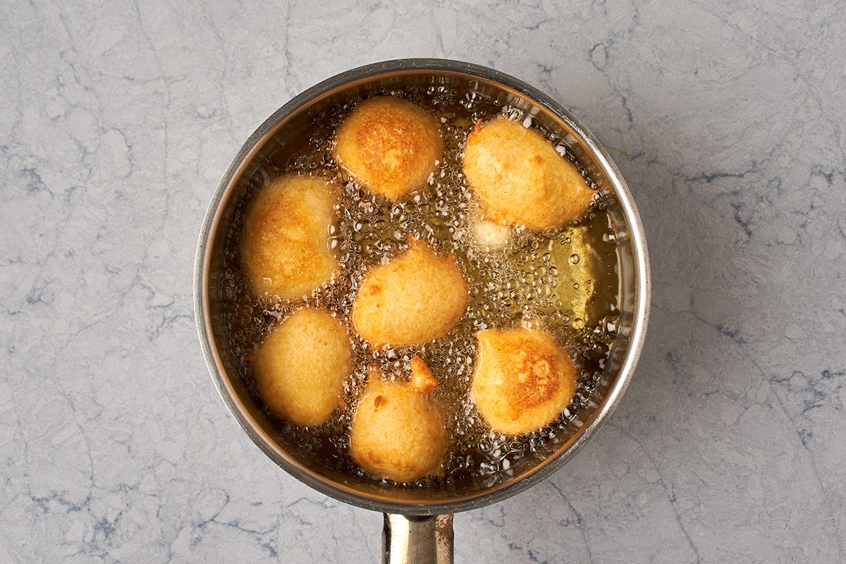Fry fritters