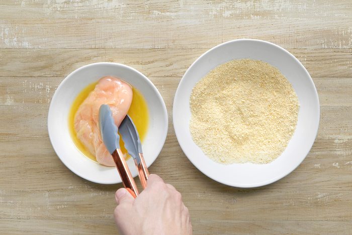 Parmesan Crusted Chicken Thvs24 515 Mr 09 06 4