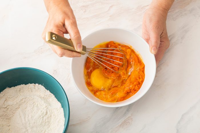mix canola oil, eggs and vanilla extract in a small bowl