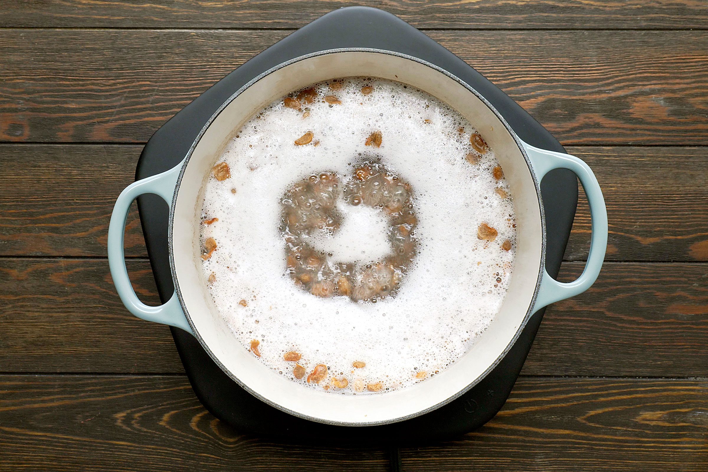 Bringing beans to boil and simmer in a dutch oven