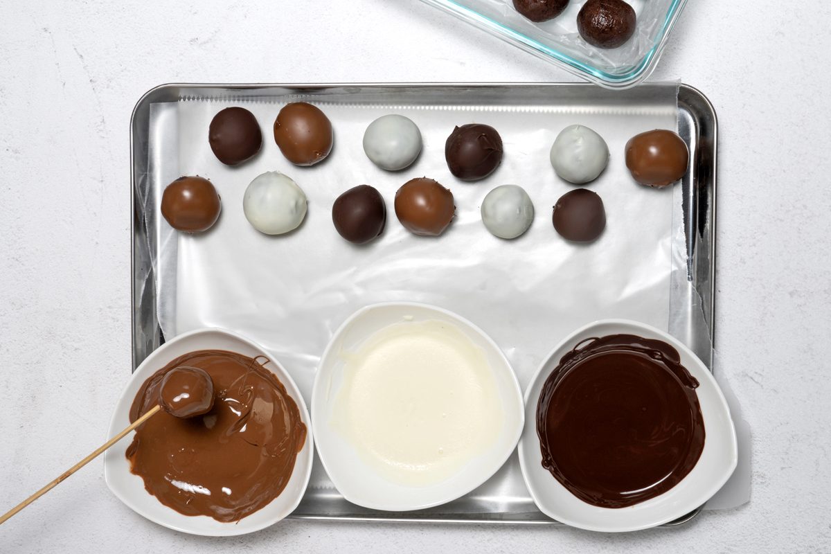 Red Velvet Cake Balls Tohd24 134351 Orlycatz 5