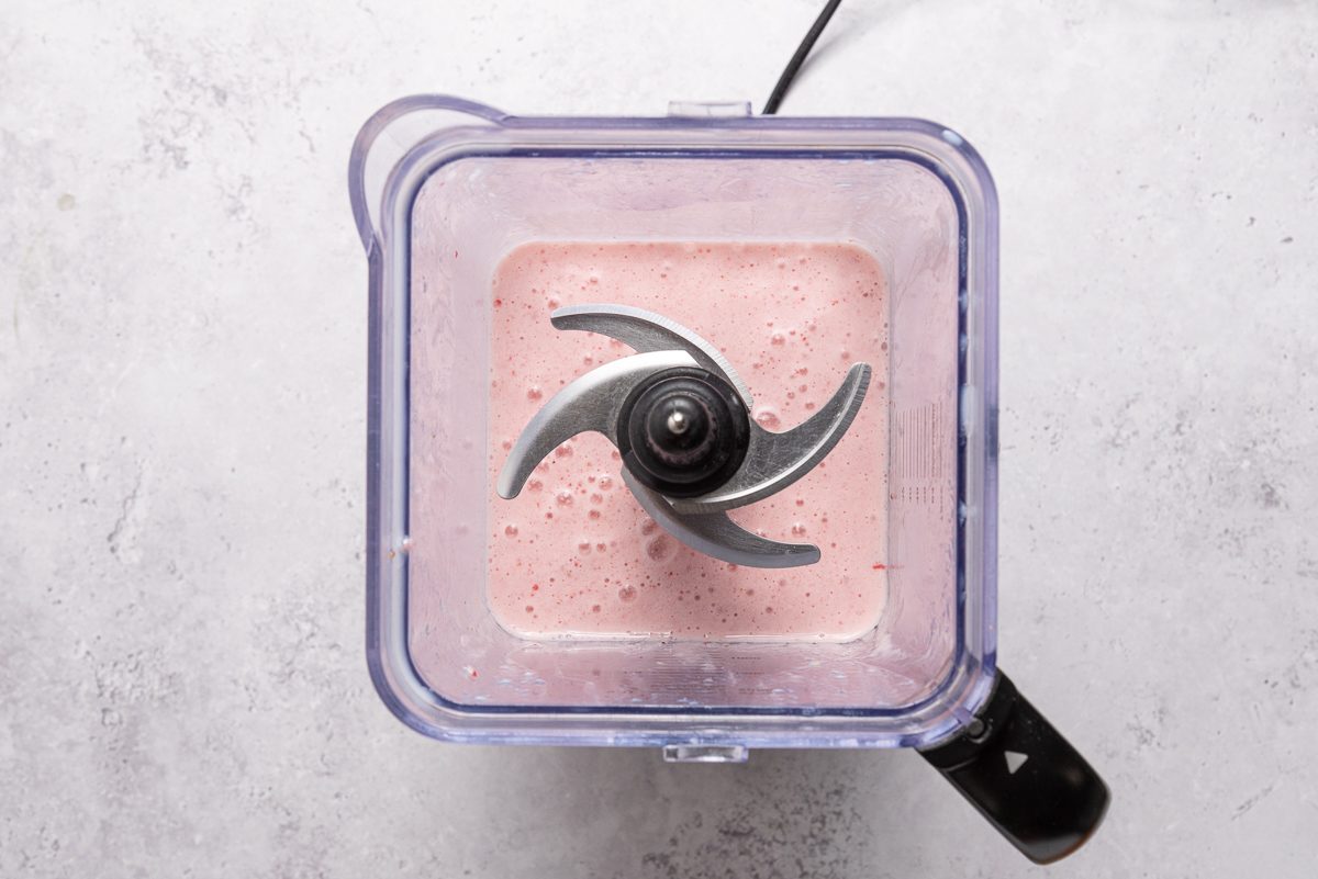 Strawberry Banana Smoothie Tohd24 44330 Soniabozzo 2