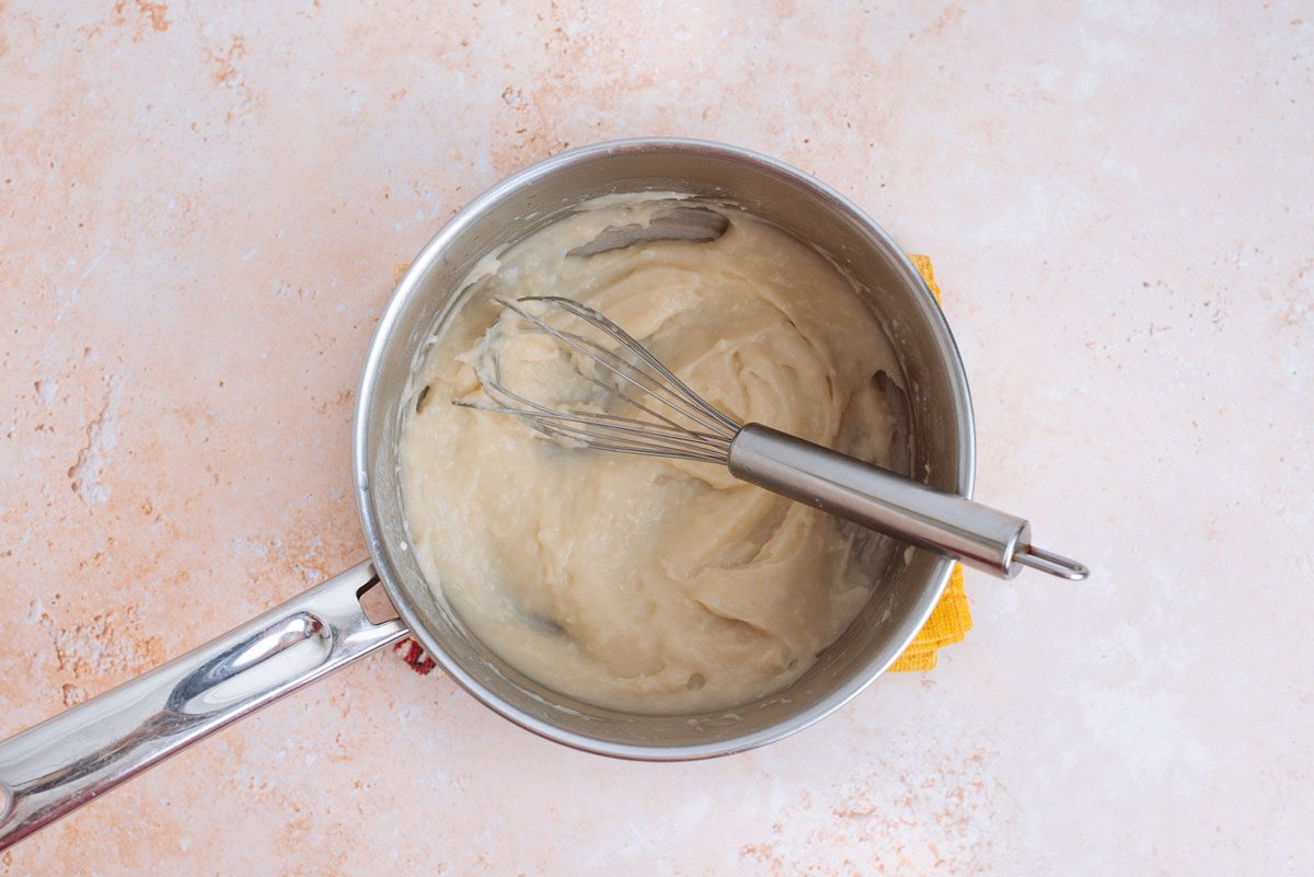 Chocolate Cake With Vanilla Frosting Tohd24 1693 Jojobaccam 3