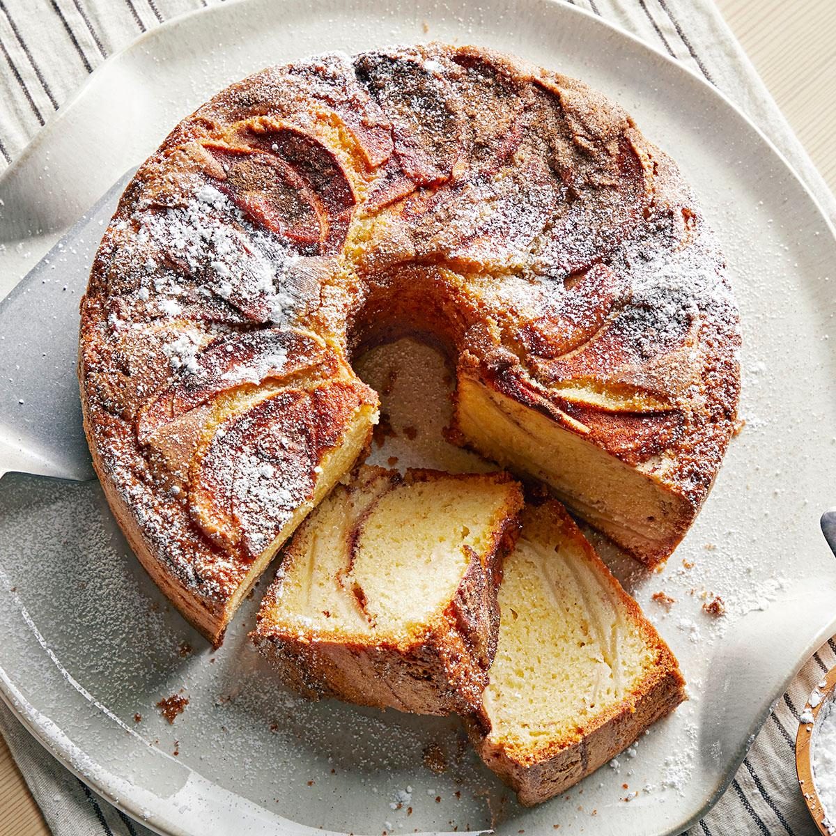 German Apple Cake Exps Tohcom24 3292 Dr 11 15 03b