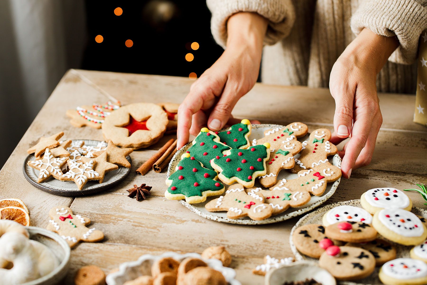 How to Plan a Stress-Free Christmas Cookie Exchange, Straight from a Pro