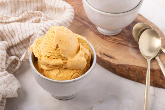 Taste of Home Pumpkin Cheesecake Ice Cream 163424